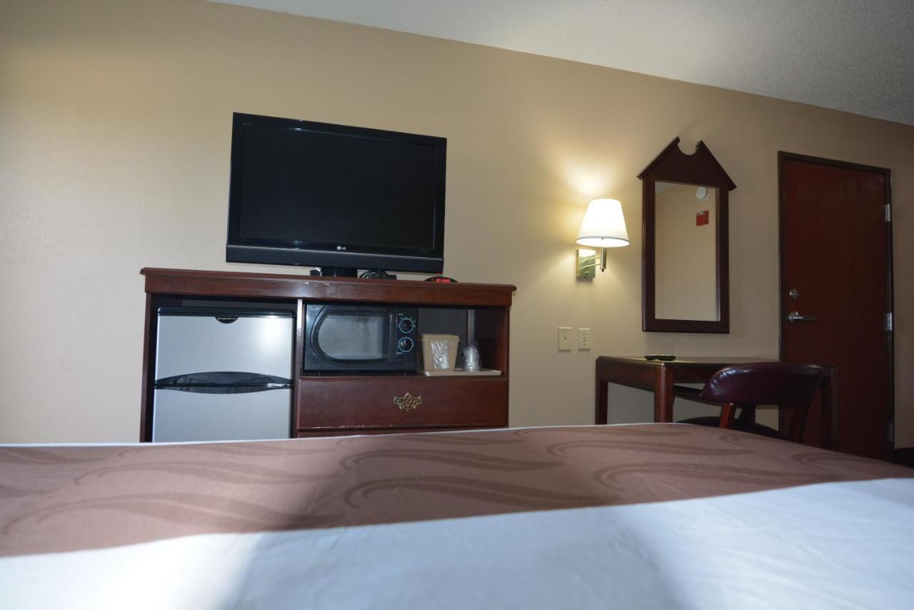 Hazlehurst Jameson Inn And Suites Hazelhurst מראה חיצוני תמונה